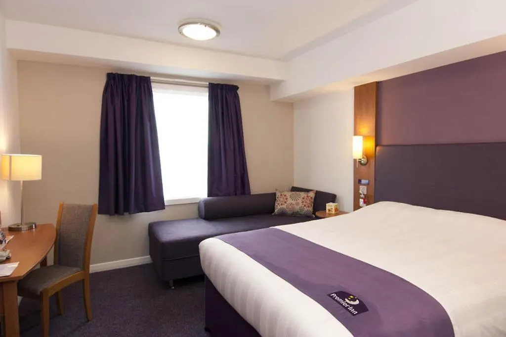 Otel Premier Inn Dublin Airport Swords