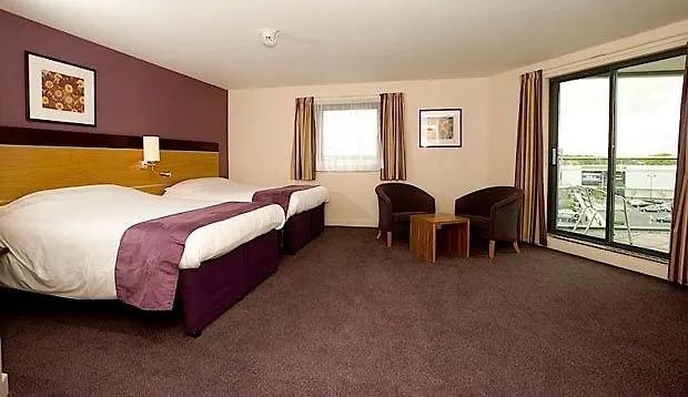 Premier Inn Dublin Airport Swords 3*,
